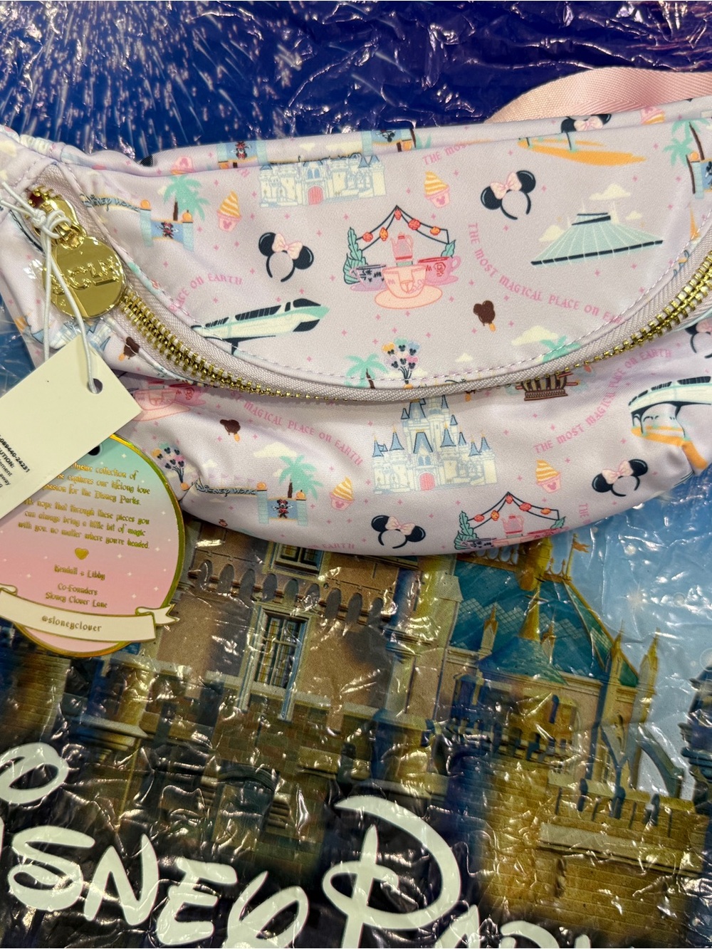 ✨ NWT Stoney Clover Lane x Walt Disney World Belt Bag Pink Park Icons Belt Bag - Picture 2 of 6